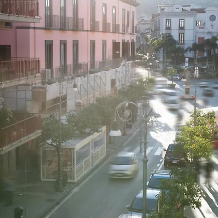 Anfora Romana - Centro Apartment Sorrent